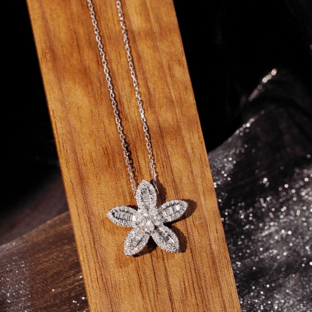 18K White Gold Diamond Plum Blossom Pendant Necklace