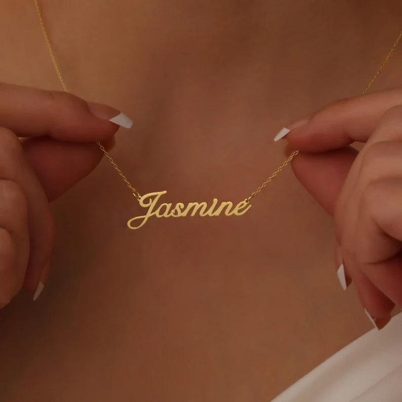 Personalized 18K Gold Name Necklace