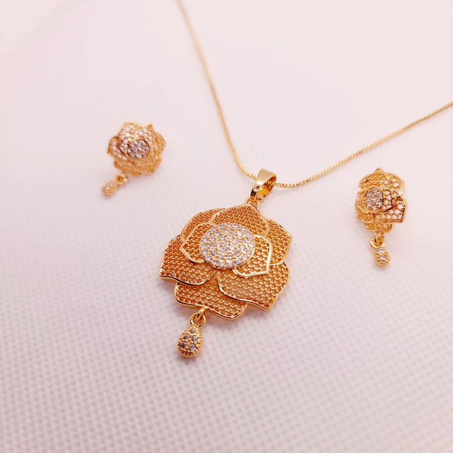 Elegant Golden Necklace Set for Girls\Women